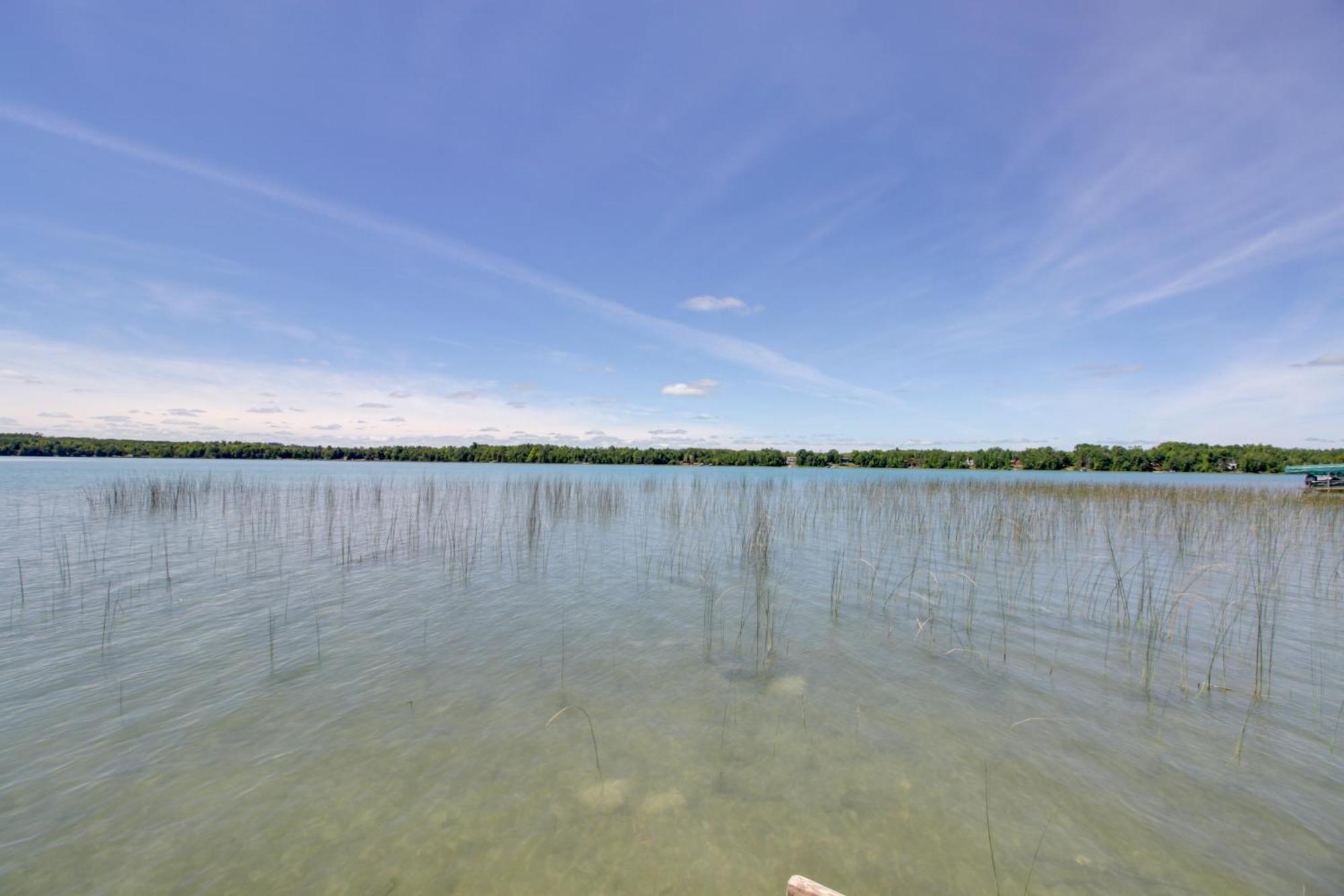 Lakefront Deer River Apt With Dock, Fire Pit And Patio Exterior foto
